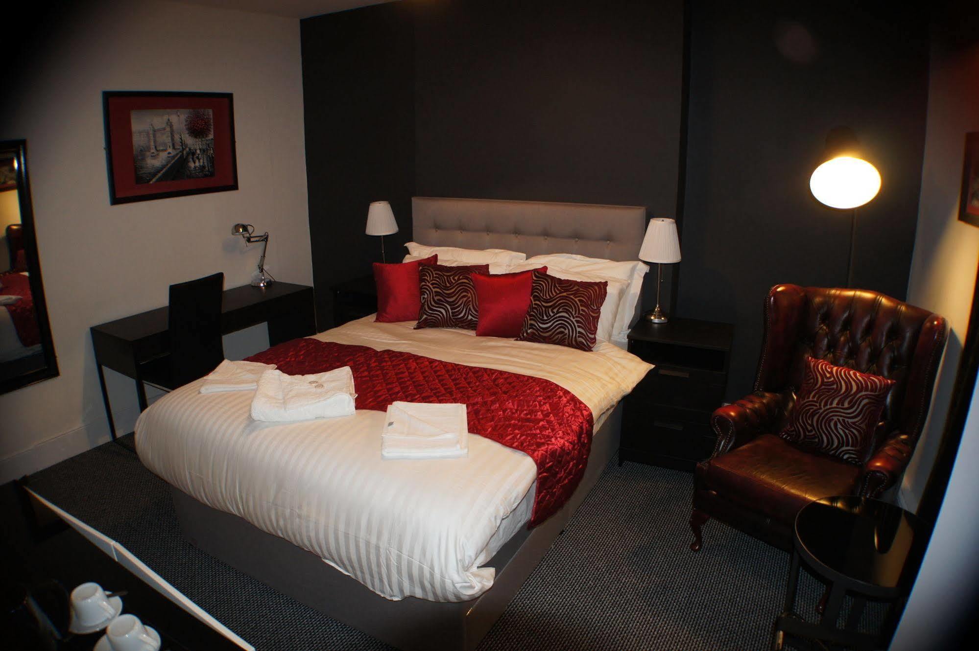 Grand Junction Arms Hotel Londen Buitenkant foto